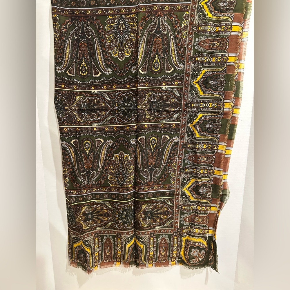 Bohemian Paisley Wool Scarf Vintage 
Japanese designer Hiroko Koshino